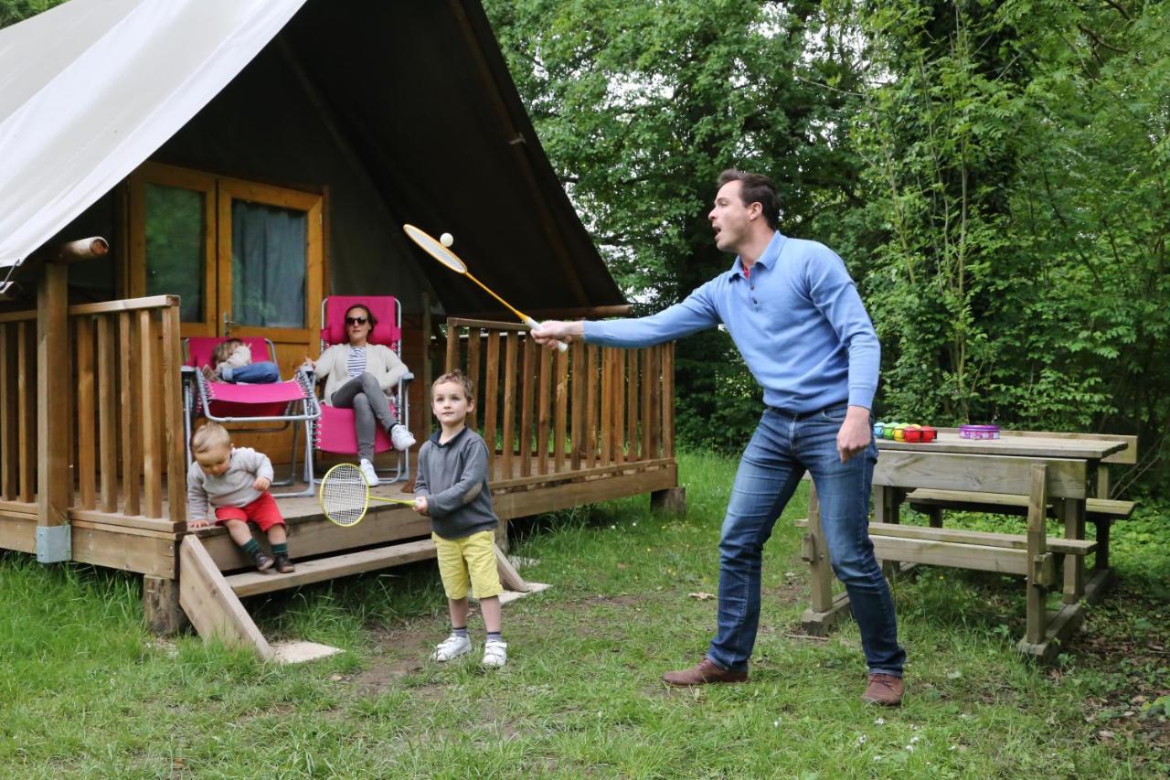 Camping Le Nid Du Parc Вилар-ле-Домб Екстериор снимка